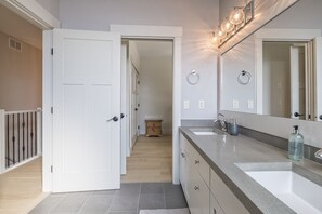 Interior - Stunning Modern Duplex on the Ridge with incredible views.  (Silver Star Mountain)