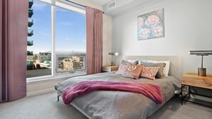 Apartment | 4 bedrooms - Modern Calgary Apartments (Calgary)