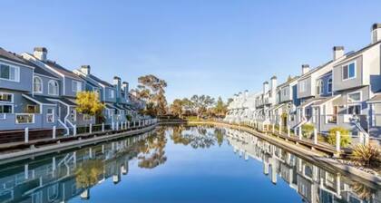 Luxurious 2-bedrooms in Redwood + free parking