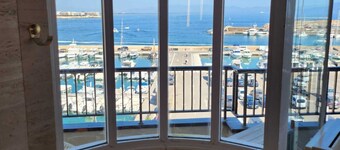 Una Suite con Vistas de 180 Grados al Mar, con Piscina Privada en Modo Rooftop !