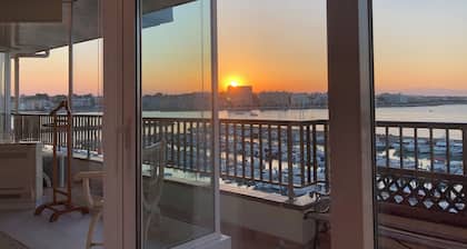 Una Suite con Vistas de 180 Grados al Mar, con Piscina Privada en Modo Rooftop !