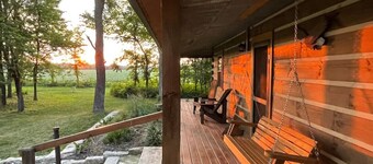 Flint Hills Double Delight: Fur N Feathers Lodging