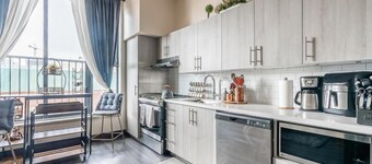 Hamilton. King St Apartments