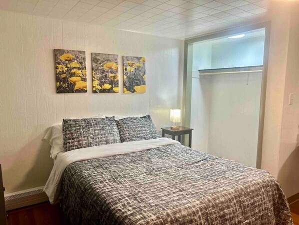 1 habitación, wifi y ropa de cama