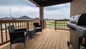 Exterior - Port Elgin. New Houses Near Huron Lake (Saugeen Shores)