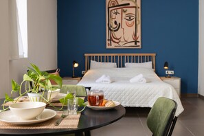 Bügeleisen/Bügelbrett, kostenloses WLAN