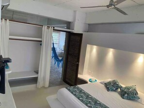 2 bedrooms, WiFi, bed sheets - Deluxe Double Suit
 (Bolívar)