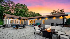 Room - Georgina. New 4 Bedroom House Near Lake Simcoe (Georgina)
