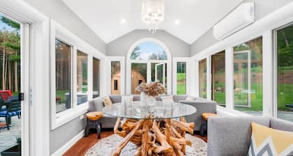 Georgina. New 4 Bedroom House Near Lake Simcoe