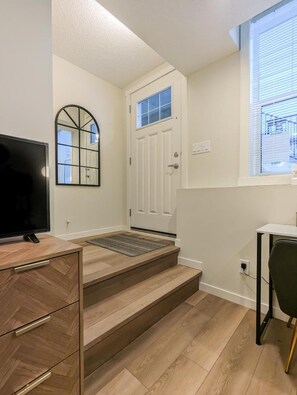 Apartment | 1 bedroom - Calgary. New 1 BR Apartments in Cranston (Calgary)
