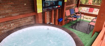 BRINGING MIAMI TO JACKSON MISSISSIPPI.