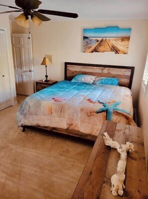 4 bedrooms, iron/ironing board, free WiFi