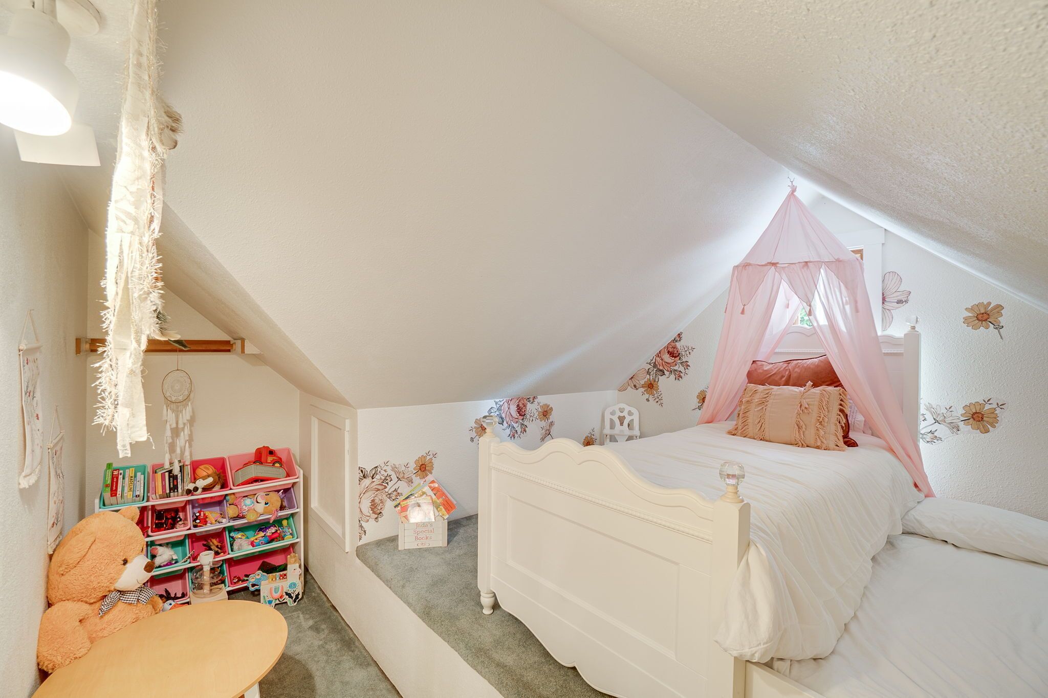 4 Schlafzimmer, Schreibtisch, Bügeleisen/Bügelbrett, WLAN