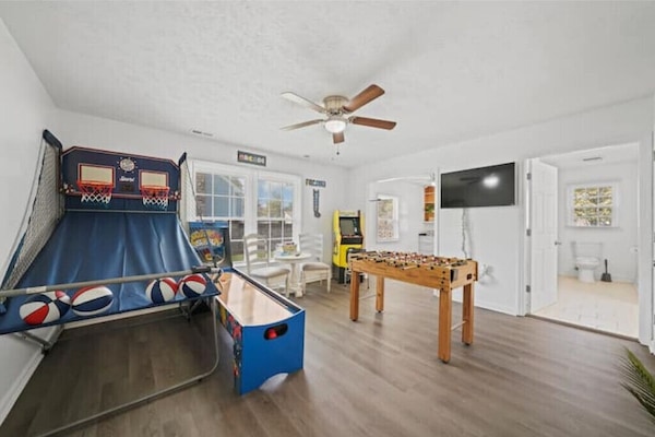 Spielezimmer