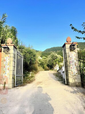 Overnattingsstedets uteområder