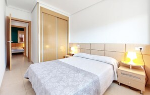 1 soverom, wi-fi (inkludert) og sengetøy