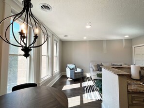 Interior - Walk to VA Hospital, Restaurants + More ~ Excellent for Traveling Professionals! (Hot Springs)