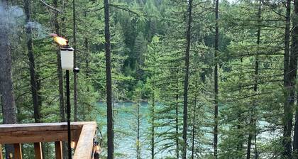 Secluded riverfront RV 7 Miles from Glacier National Park!