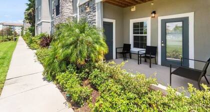 Luxe 1BR/1BA: Dive, Rest, Explore. Book Now!