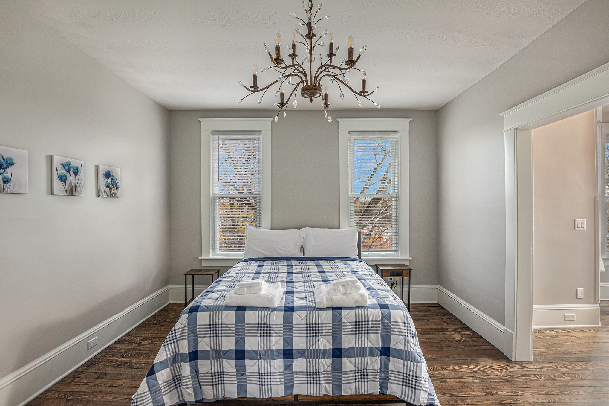 5 bedrooms, Internet, bed sheets