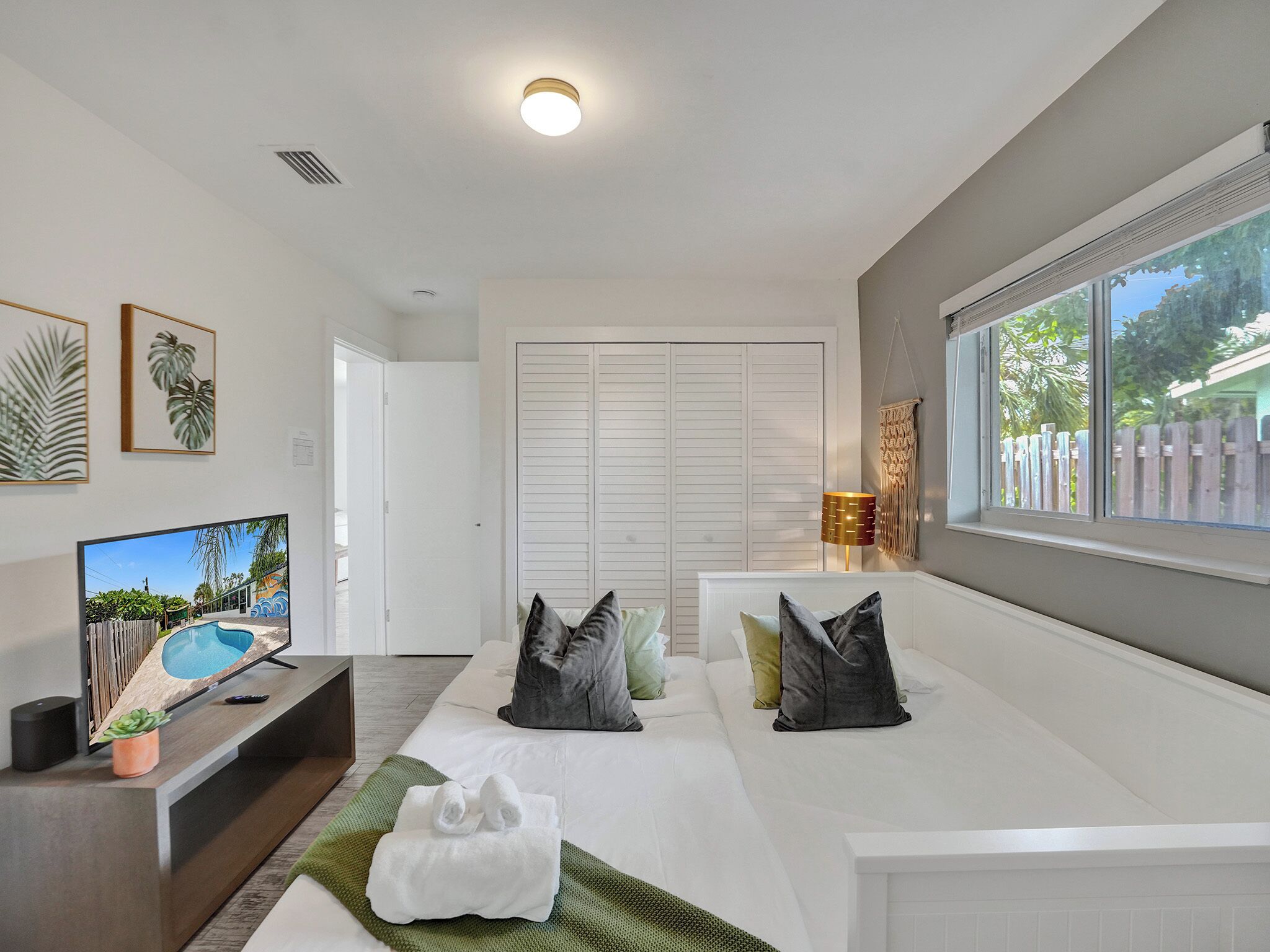 Beachside Haven With Pool & Bbq. 6 Min To Beach - Pompano Beach, FL