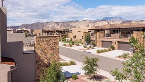Unclassified image, 3 of 57, button - Triple R Getaway (St. George)