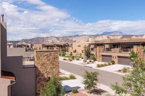 Property grounds - Triple R Getaway (St. George)