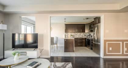 Brampton. Stylish 3 Bedroom House