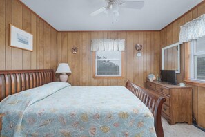 4 bedrooms, WiFi, bed sheets - 5995- Serenity Now, South Nags Head Home with short walk to beach (Nags Head)