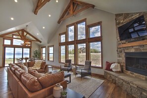 Pöytätennispöytä