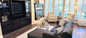 Large family friendly home for all occasions!