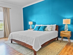 3 bedrooms, iron/ironing board, free WiFi