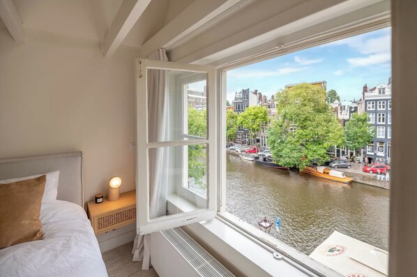 4 Schlafzimmer, Schreibtisch, kostenloses WLAN, Bettwäsche