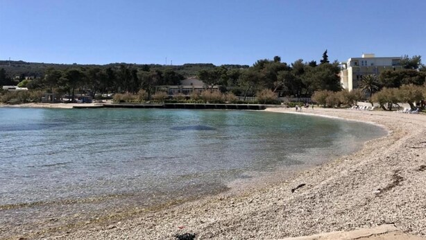 Apartment | 3 bedrooms - Apartments Louis - 250m to the Beach (Supetar)