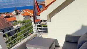 Apartment | Exterior - Apartments Louis - 250m to the Beach (Supetar)