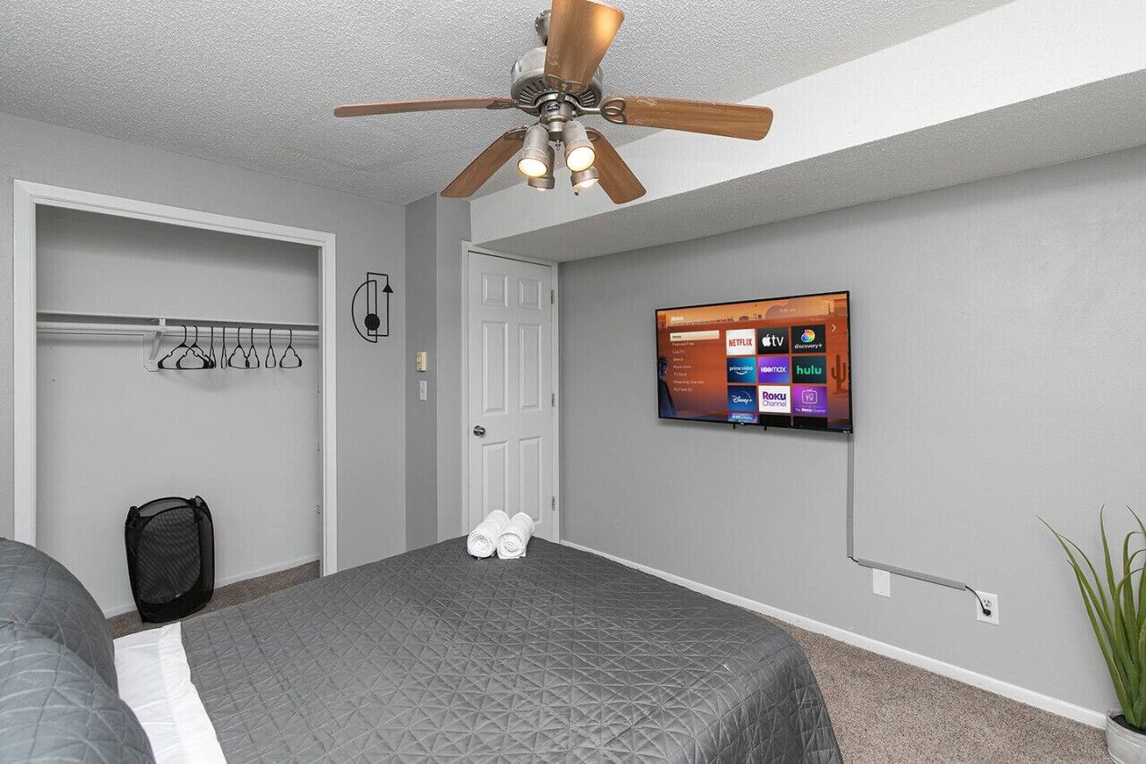 Strykjärn/strykbräda, gratis wi-fi och sängkläder