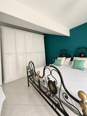 1 bedroom, iron/ironing board, bed sheets