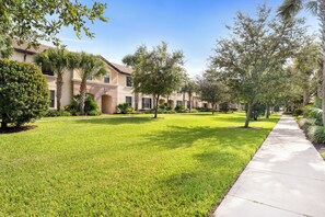 Property grounds - Windsor Peace | Pool Home Near Attractions (Kissimmee)