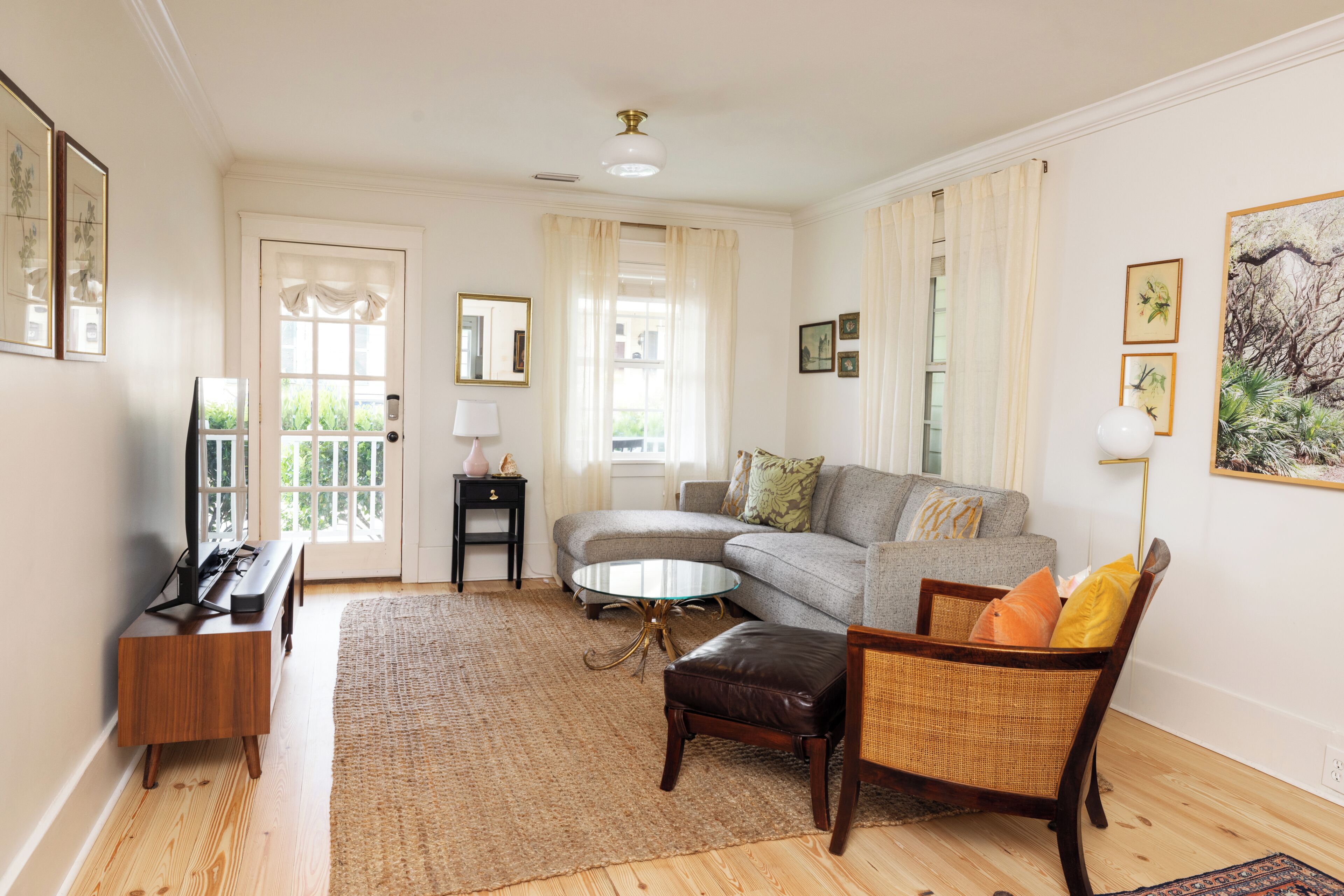 Cottage Near Forsyth Park, Heated Pool Access - Savannah, GA