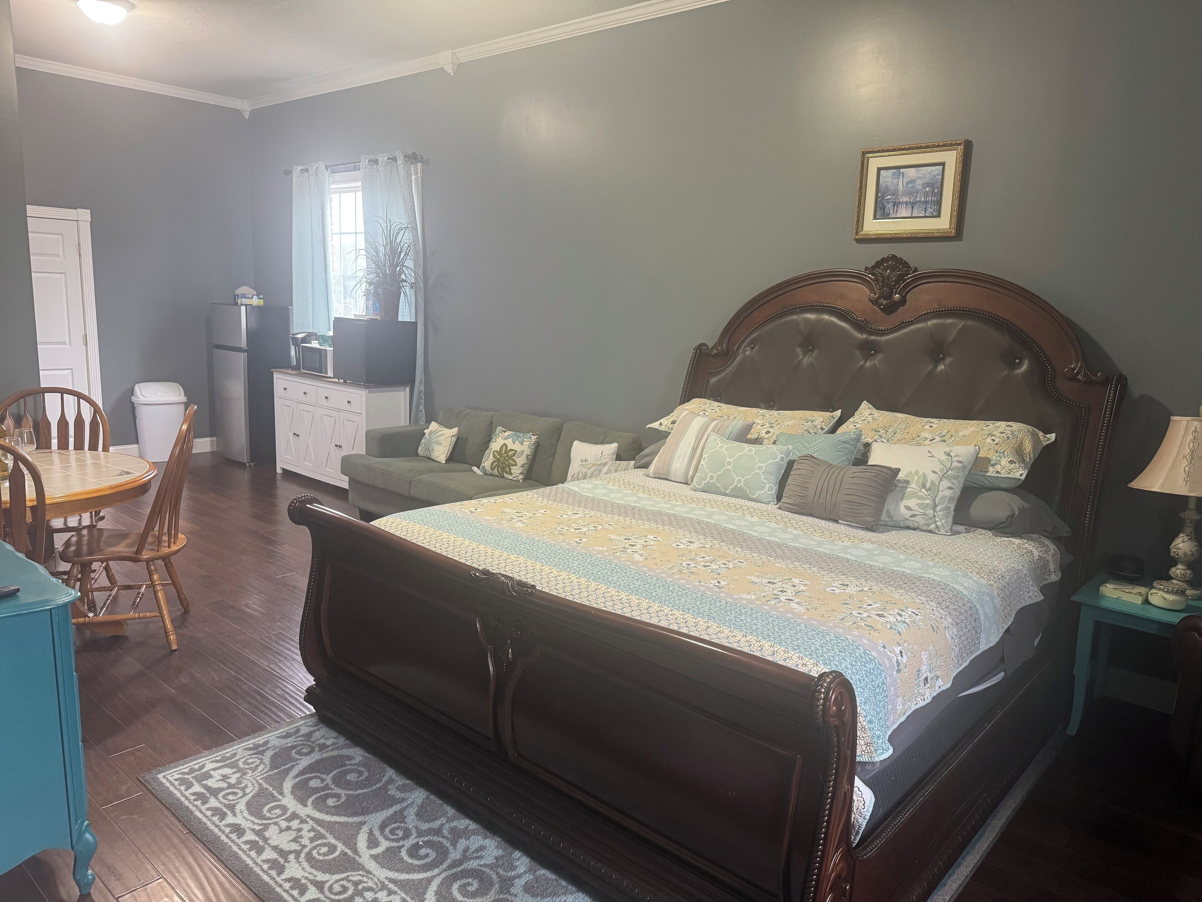 1 多间卧室、WiFi、床单