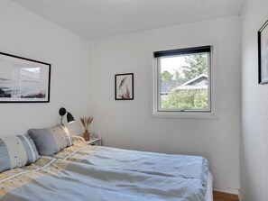 3 bedrooms, WiFi