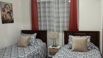 2 camere, ferro/asse da stiro, Wi-Fi gratuito, lenzuola