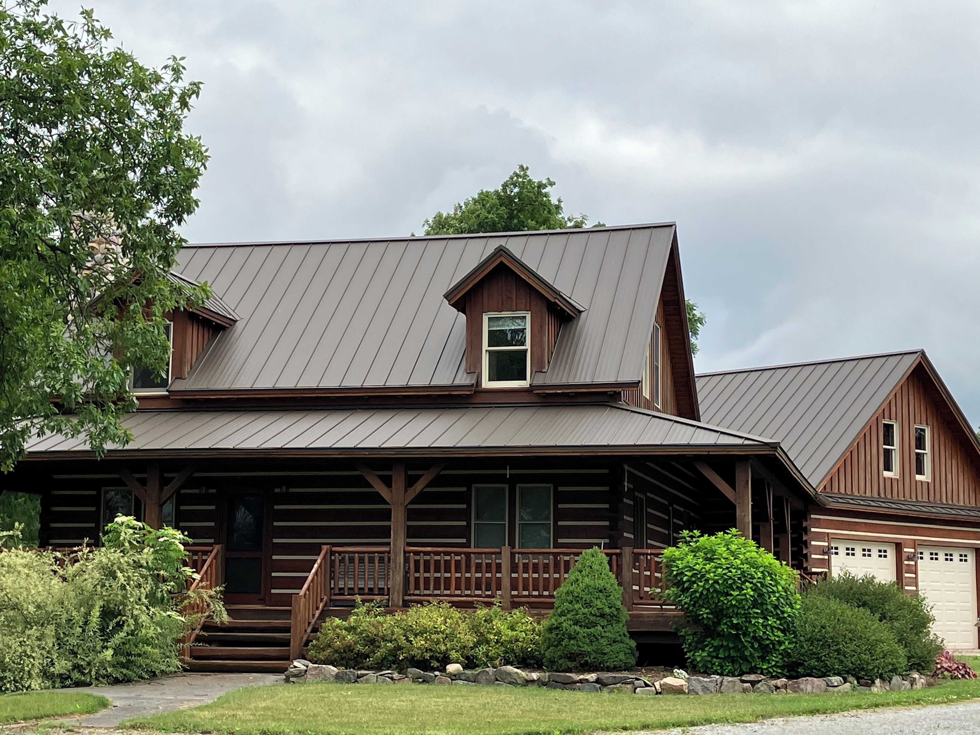 Cozy country cabin. Perfect for camping, relaxing and enjoying nature.