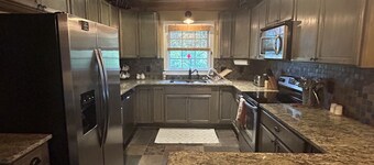 Cozy Two Bedroom Guest Apartment in the North Georgia Mountains