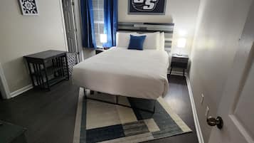 4 bedrooms, desk, free WiFi, bed sheets