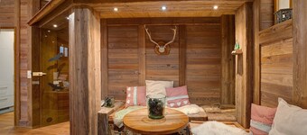 Black Forest Lodge Apartment on the Lower Ground Floor