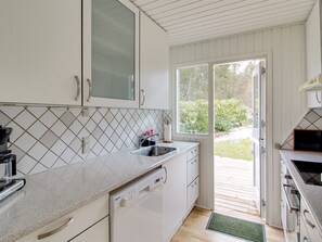 Fridge, microwave, oven, dishwasher - "Amai" - 1.5km from the sea by Interhome (Ebeltoft)