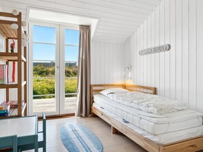 3 bedrooms, WiFi