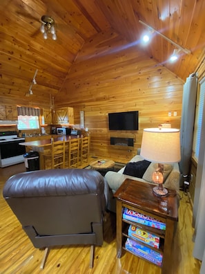 Smart TV, fireplace, video library, stereo