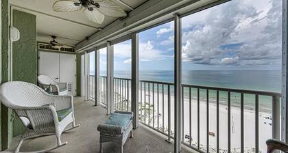 Stunning Gulf of Mexico Views @ Beachfront 3Br2Ba 9th Floor Blue Harbors Retreat